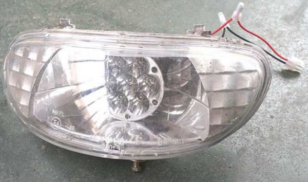 Scheinwerfer für LG4022/ LG4038